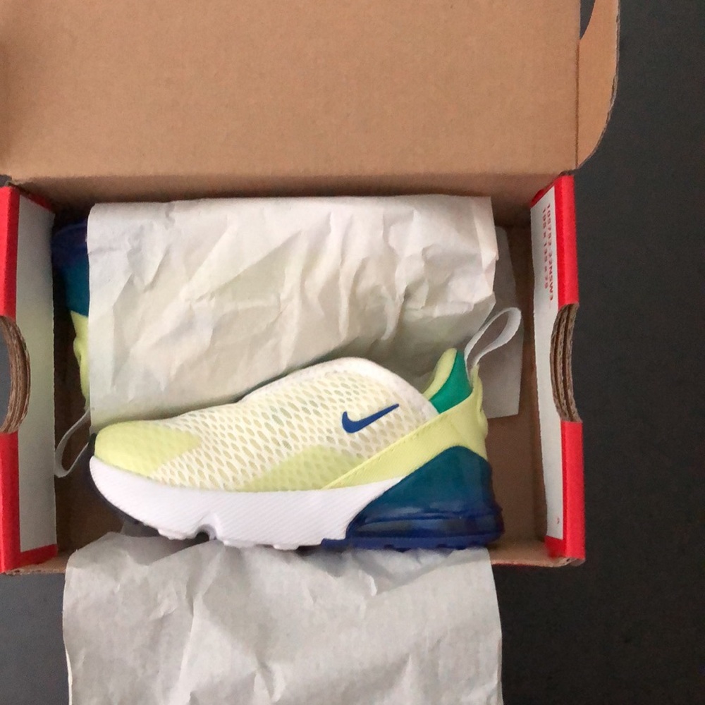 Nike Air Max 270 Toddler 7C White/Game Royal sneaker